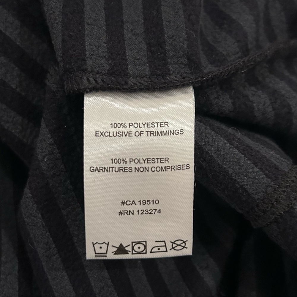 Lole Esma Hoodie L Black Activewear Moisture Wicking Water Repellent Comfy Lined - Picture 12 of 13